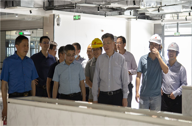 合肥市委常委、副市長(zhǎng)路軍赴安徽公司合肥市第六中學(xué)新校區(qū)項(xiàng)目調(diào)研