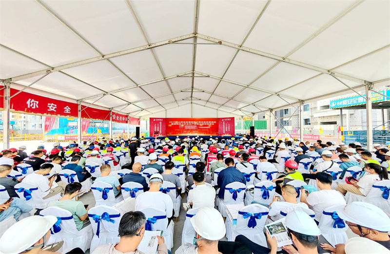 2025年6月27日，中天北京集團先后承接了2025年山西省房屋建筑工程應急救援演練暨建筑施工安全質(zhì)量標準化現(xiàn)場觀摩會、中海地產(chǎn)中原公司2025年“安全生產(chǎn)月”總結(jié)會暨施工現(xiàn)場觀摩會。